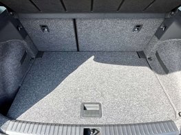 SEAT Arona 1.0 Arona Xperience Luxury EcoTSI Semi-Auto 5dr 69