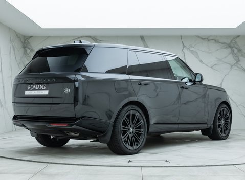 Land Rover Range Rover P530 Autobiography LWB (7 Seat) 3