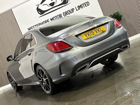 Mercedes-Benz C Class 2.0 C220d AMG Line (Premium) G-Tronic+ Euro 6 (s/s) 4dr 10