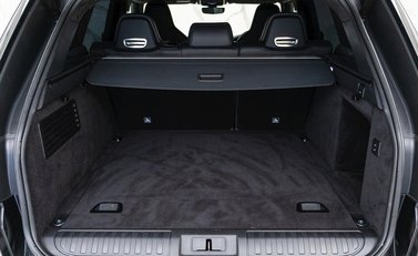 Land Rover Range Rover Sport 5.0 SVR 32