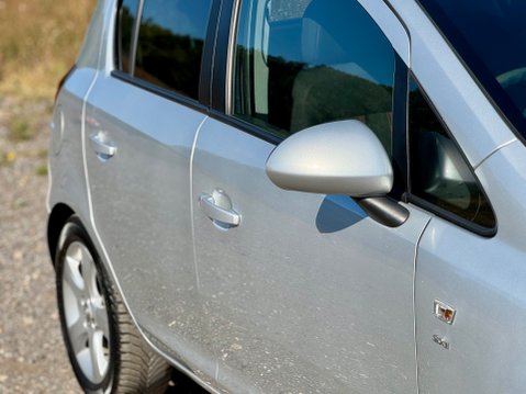 Vauxhall Corsa SXI AC 12