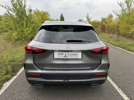 Mercedes-Benz GLA Class GLA 200 MHEV AMG Line Premium Auto Petrol PARKTRONIC/KEYLESS ENTRY/SAT NAV 27