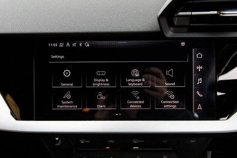 Audi A3 SPORTBACK TFSI TECHNIK MHEV 30