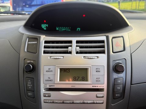 Toyota Yaris 1.3 TR Multimode 3dr 21