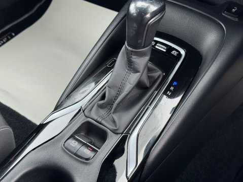 Toyota Corolla 1.8 VVT-h Icon Tech Touring Sports CVT Euro 6 (s/s) 5dr 28