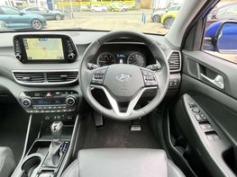 Hyundai TUCSON 1.6 Tucson Premium SE48v MHEV CRDi 2WD Semi-Auto 5dr 19