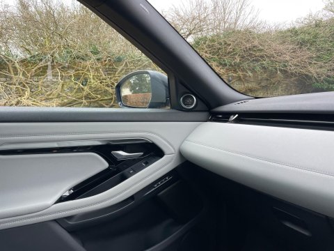 Land Rover Range Rover Evoque 2.0 D180 MHEV First Edition SUV 5dr Diesel Auto 4WD Euro 6 (s/s) (180 ps) 26