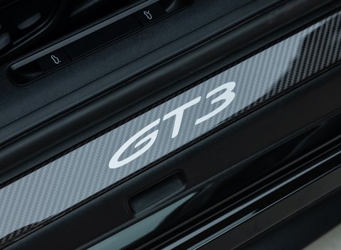Porsche 911 GT3 TOURING (992) 27