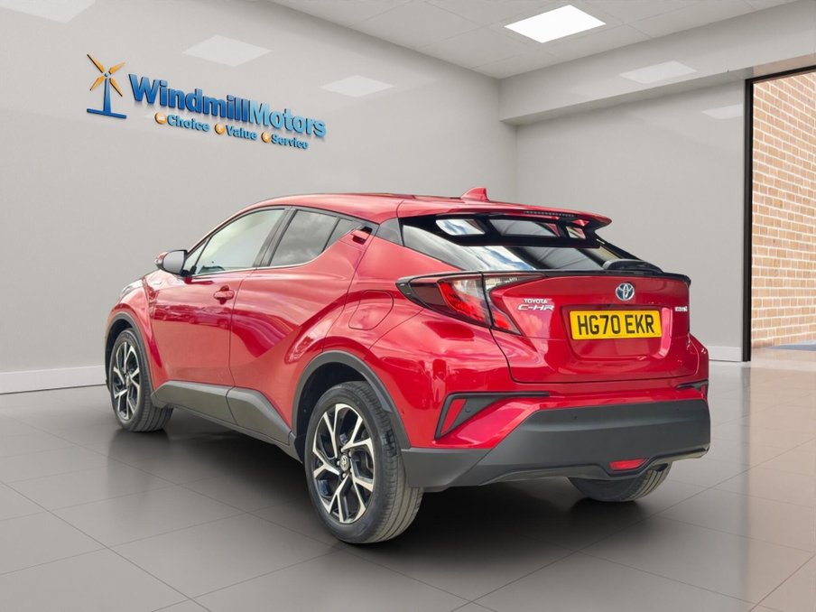 2020 Toyota C-HR — image 7