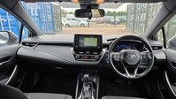 Toyota Corolla 1.8 VVT-h Icon Tech Hatchback 5dr Petrol Hybrid CVT Euro 6 (s/s) (122 ps) 6