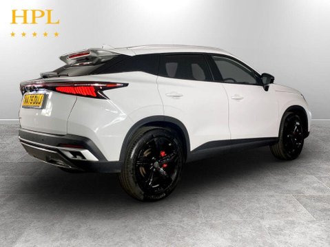 OMODA 5 1.6 TGDI Noble SUV 5dr Petrol DCT Euro 6 (s/s) (147 ps) Alloys - Bluetooth 7