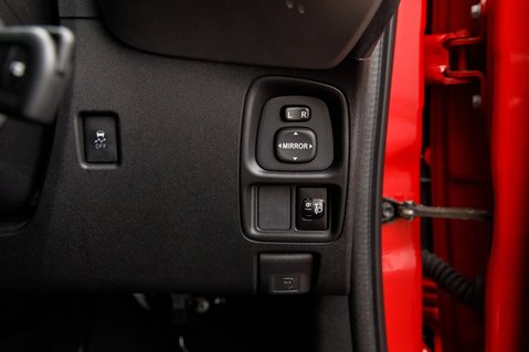 Toyota Aygo VVT-I X-PLAY X-SHIFT 15