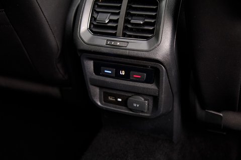 Volkswagen Tiguan SEL TSI 4MOTION DSG 40