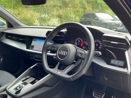 Audi S3 2.0 S3 Sportback TFSI Quattro Semi-Auto 4WD 5dr 17
