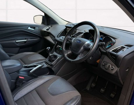 Ford Kuga TITANIUM TDCI 4x4 21