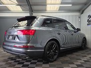 Audi SQ7 4.0 TDI V8 SUV 5dr Diesel Tiptronic quattro Euro 6 (s/s) (435 ps) 6