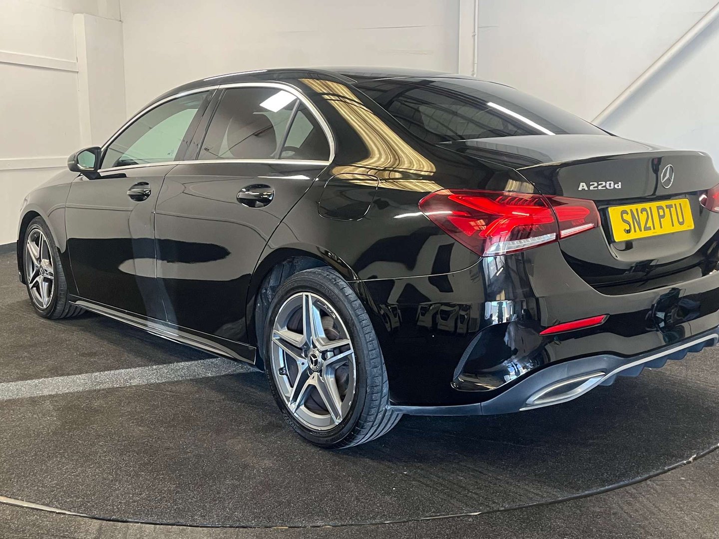 2021 Mercedes-Benz A-Class — image 6