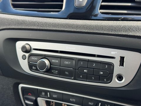 Renault Grand Scenic 1.5 dCi ENERGY Dynamique TomTom Euro 5 (s/s) 5dr 19