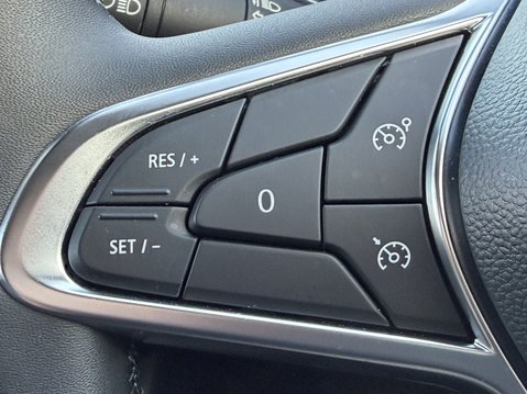 Renault Captur 1.6 E-Tech full hybrid 145 Evolution 5dr Auto 31