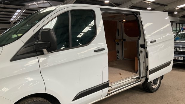 Ford Transit Custom SWB L1H1 Low Roof Leader 280 EURO 6 NO VAT 8