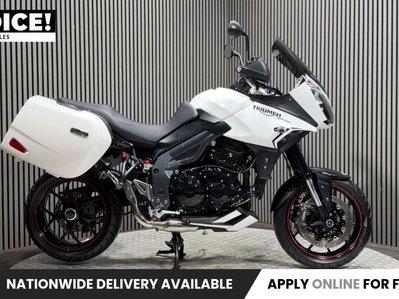 Triumph Tiger 2014 ONLY 12K ADVENTURE BIKE PANNIERS LONG MOT 1050CC