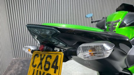 Kawasaki Z 2015 ONLY 8K STUNNING EXAMPLE LONG MOT 800CC NAKED 36