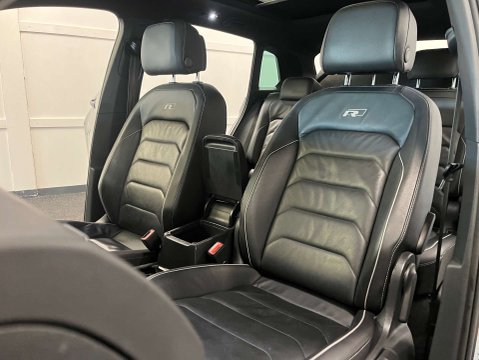 Volkswagen Tiguan 2.0 Tiguan R-Line TSi BlueMotion Technology 4Motion DSG 4WD 5dr 39