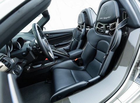 Porsche 918 Spyder 26