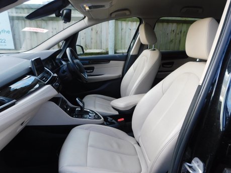 BMW 2 Series 218I LUXURY GRAN TOURER 7 SEAT AUTOMATIC 5dr 19