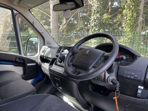 Peugeot Boxer HDI 440 L4H2 17seat MINIBUS LITE NON-D1 with Telescopic Ramps. ULEZ E6 16