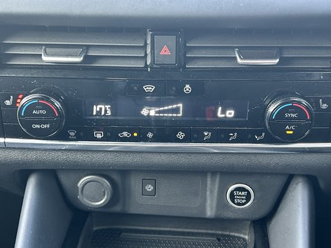 Nissan Qashqai 1.3 DiG-T MH 158 Tekna 5dr 25