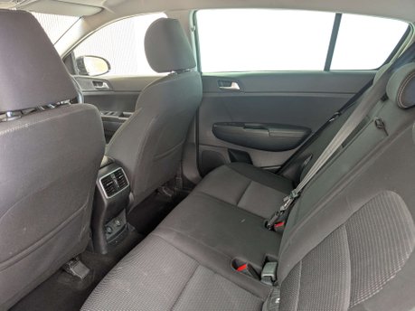 Kia Sportage 1.6 Sportage 2 CRDi ISG Semi-Auto 5dr 39