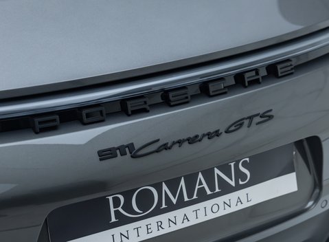 Porsche 911 Carrera GTS (992) 35