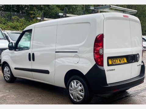 Vauxhall Combo 1.6 CDTi 2300 16v FWD L1 H2 (s/s) 3dr 17
