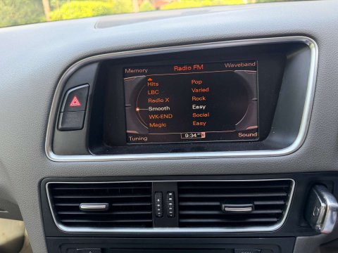 Audi Q5 3.2 v6 Petrol Auto (ulez) 9