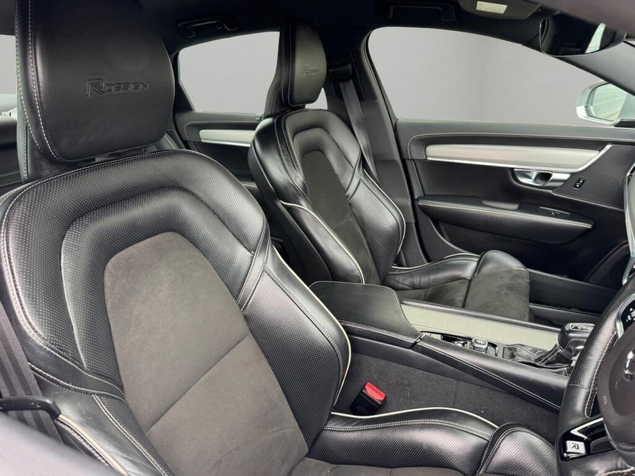 2018 Volvo S90 — image 9