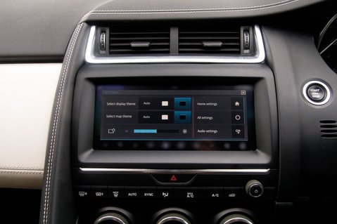 Jaguar E-Pace R-DYNAMIC S 30