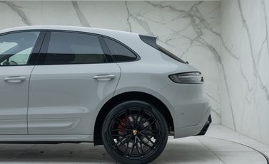 Porsche Macan GTS 34
