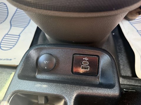 Ford Transit Connect 1.5 Transit Connect 250 Limited EcoBlue 81