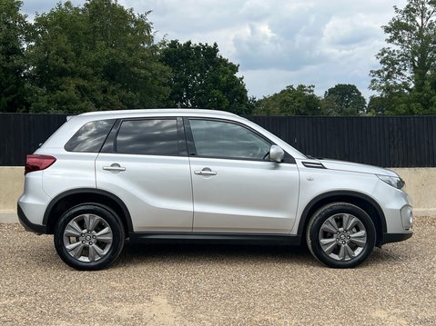 Suzuki Vitara SZ-T 5