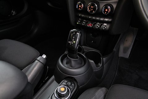 Mini Hatch COOPER S CLASSIC 31