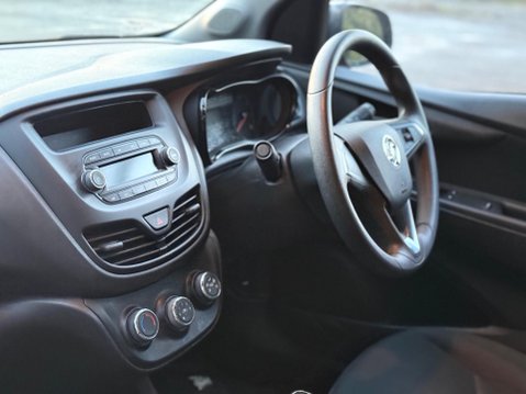 Vauxhall Viva 1.0i SE Euro 6 5dr 14