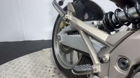 Aprilia Shiver GT 2011 ONLY 20K 1 OWNER NEW MOT VERY CLEAN SUPERMOTO 750CC 41