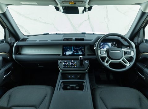 Land Rover Defender 110 D200 30