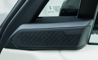 Land Rover Range Rover P550e Autobiography 28