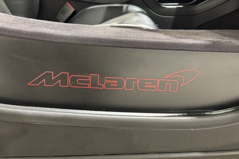 McLaren MP4-12C V8 31