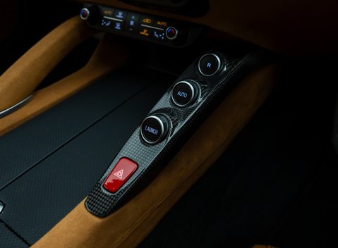 Ferrari GTC4 Lusso V12 26