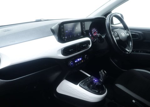 Hyundai i10 1.2 i10 Premium MPI Auto 5dr 37