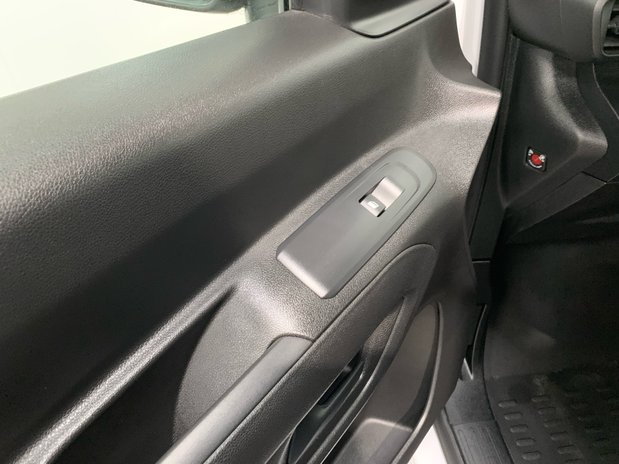 Citroen Berlingo Citroen Berlingo M Diesel 1.5 Blue HDi 100ps Van Driver 21