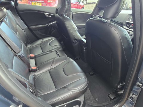 Volvo V40 2.0 V40 Inscription T3 5dr 8